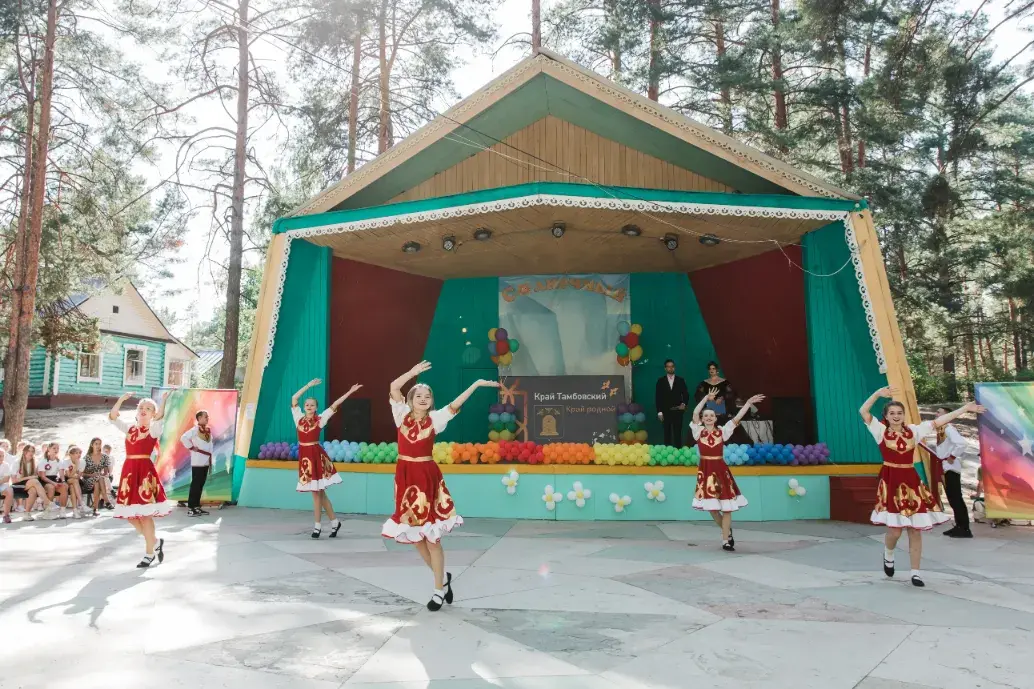 Солнечный, инфраструктура