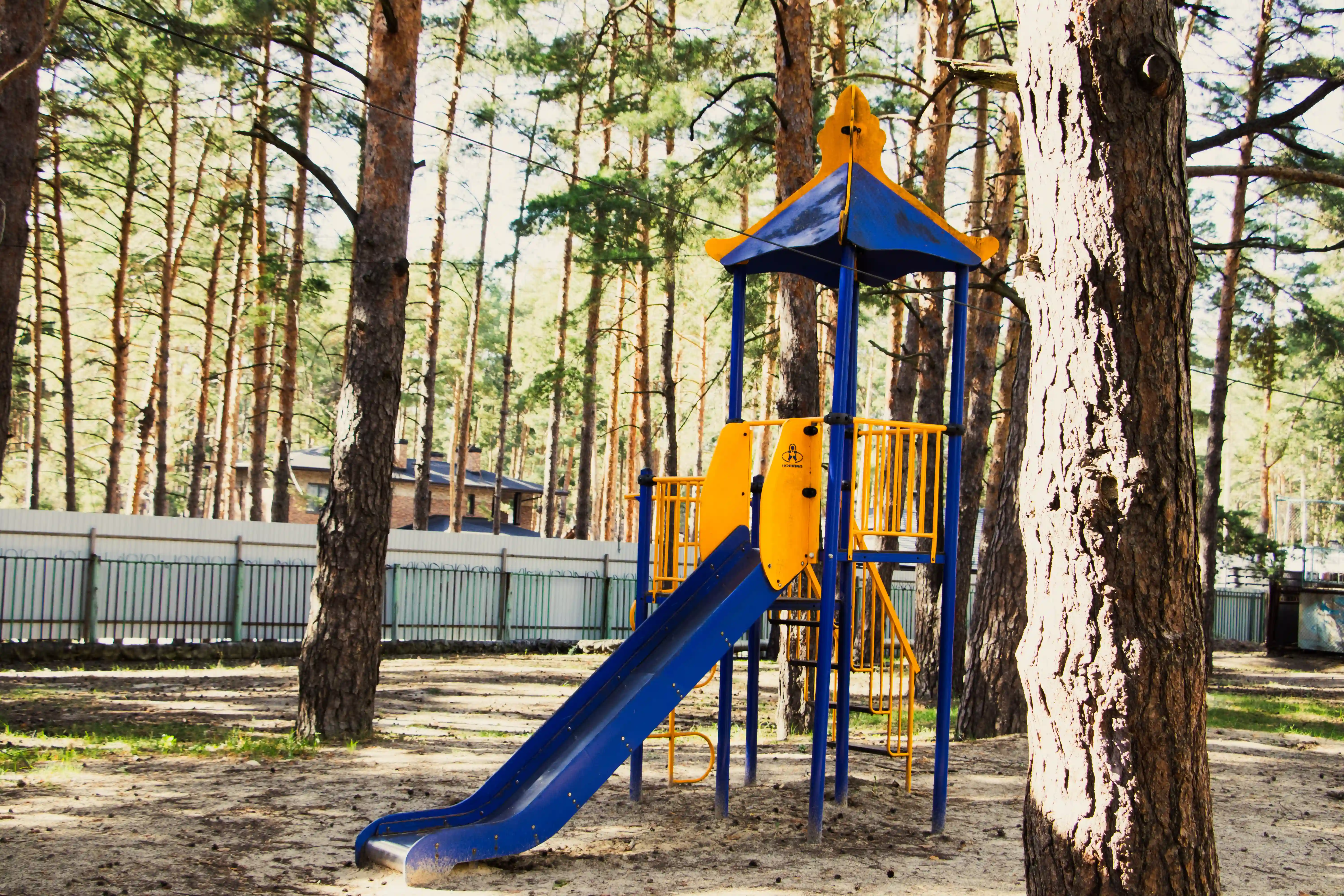 Солнечный, инфраструктура