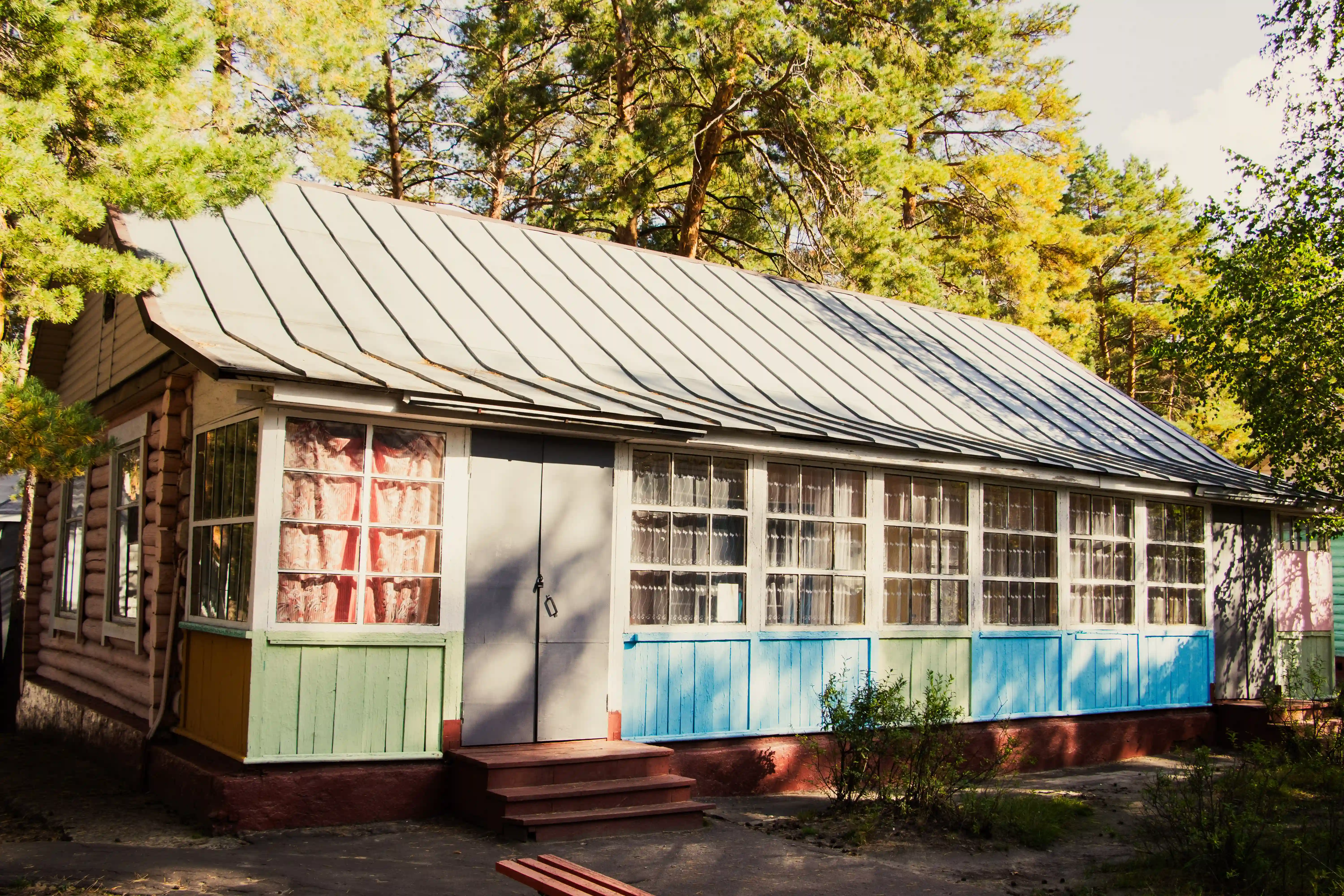 Солнечный, инфраструктура