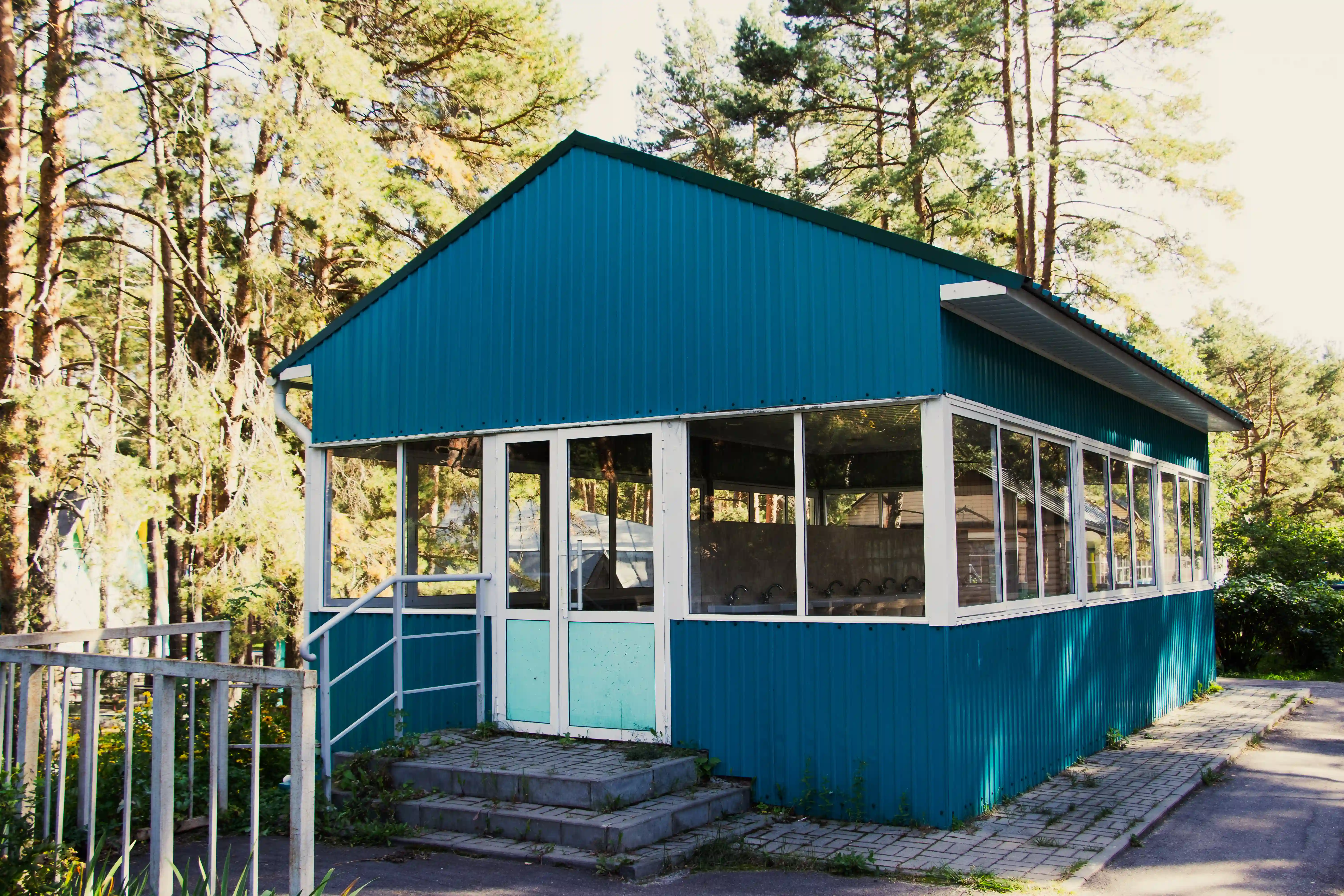 Солнечный, инфраструктура