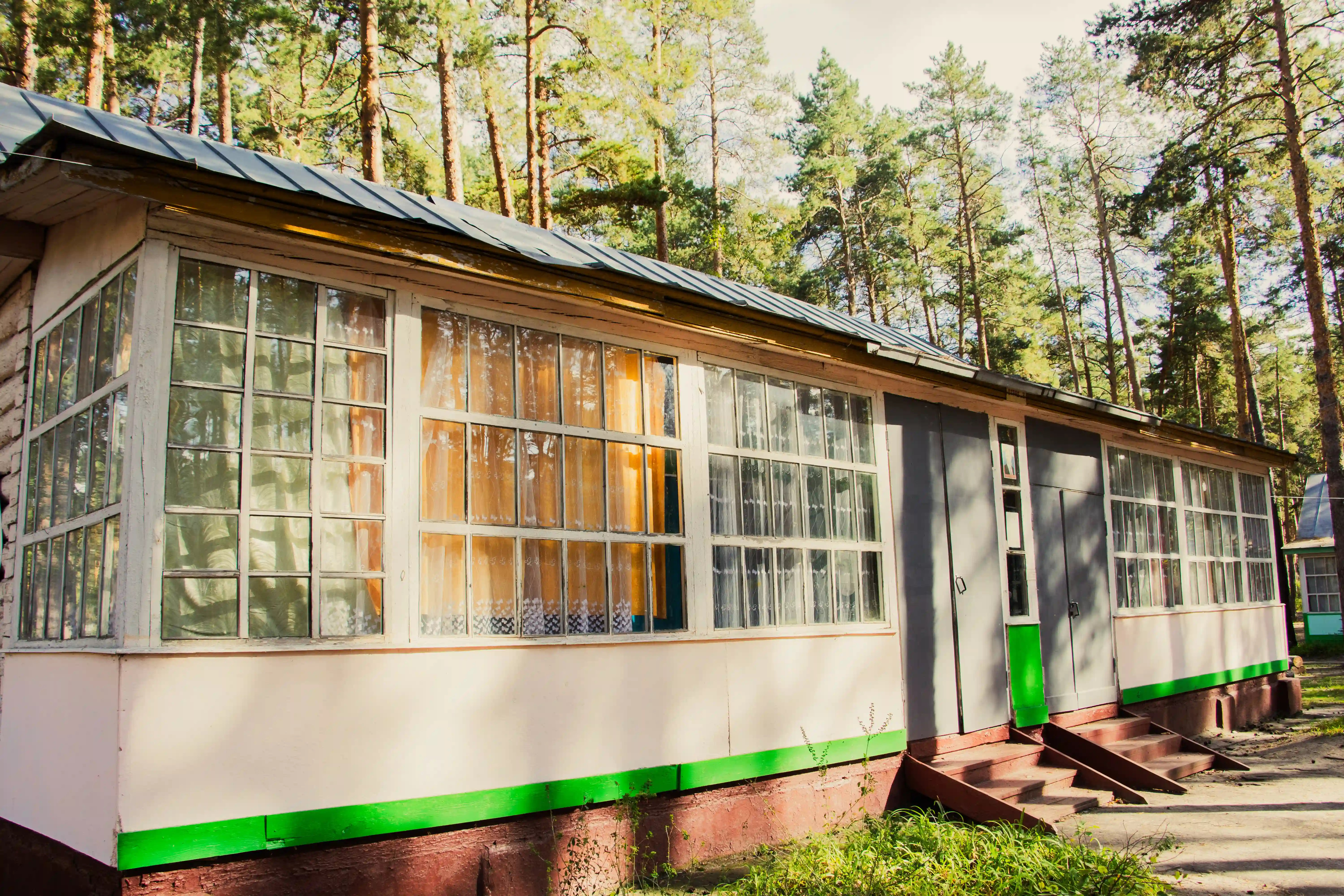 Солнечный, инфраструктура